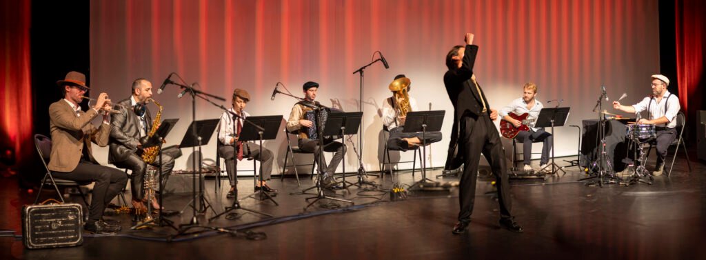 NOVECENTO 4